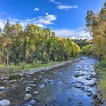 Walkable Dtwn Condo About 5 Miles To Beaver Creek Ski!