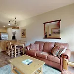 Tucker Mountain Lodge 321