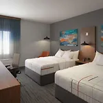 La Quinta Inn & Suites Limon By Wyndham