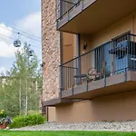 Ski Inn Condominiums