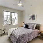New Luxury Loft #404 - Huge Hot Tub & Great Views - 500 Dollars Of Free Activities & Equipment Rentals Daily