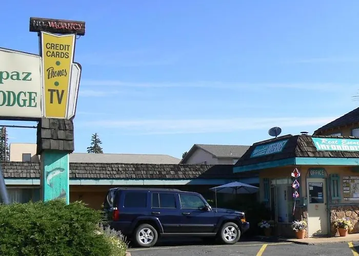 Topaz Lodge