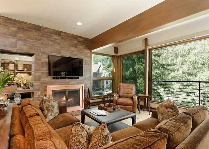 Durant Condominiums Unit C6, Ski-In Condo, 2 Blocks From The Silver Queen Gondola