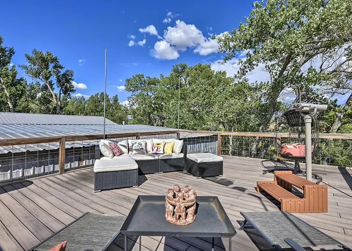 Serene Mountain Retreat With Deck And Mtn Views!