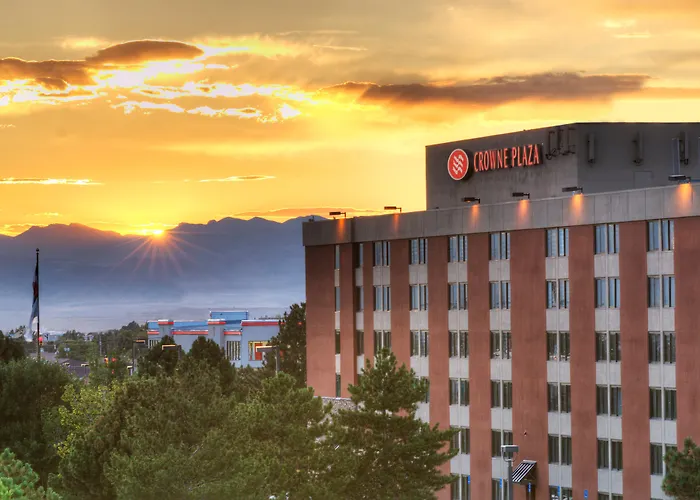 Crowne Plaza Denver International Airport, An Ihg Hotel