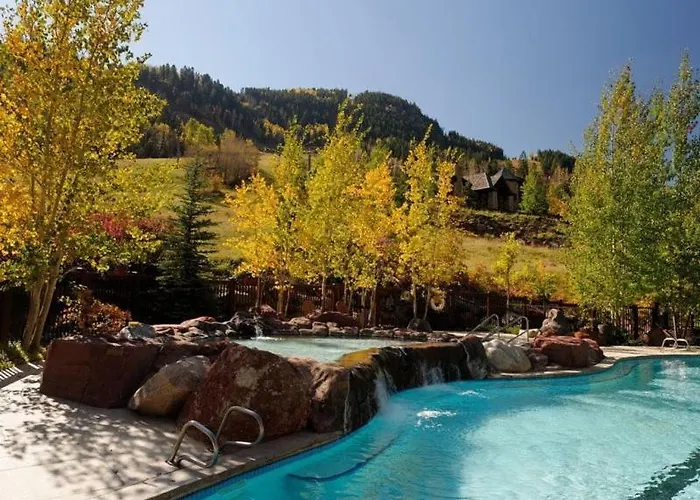 Aspen Ritz-Carlton 3 Bedroom Residence With Full Service Resort Amenities And True Ski In, Ski Out Access