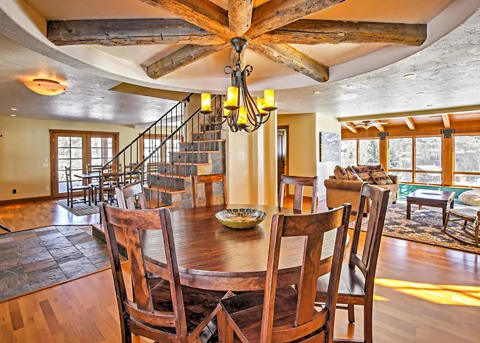 Mountaineer Manor