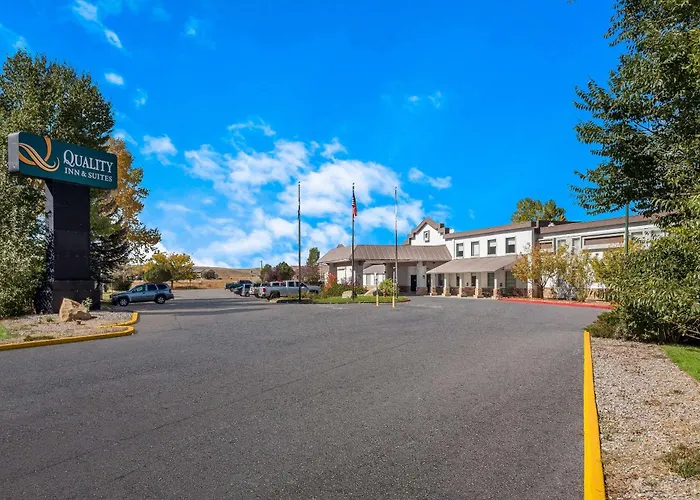 Quality Inn & Suites