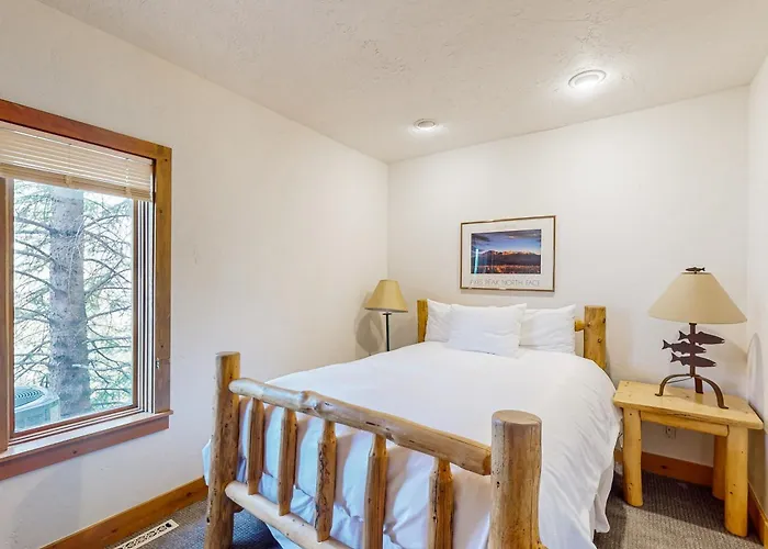 Vail City Bungalow