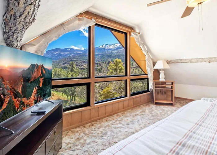 Singer Cabin 1