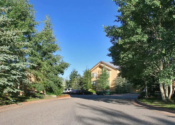 Swan Mountain Resort