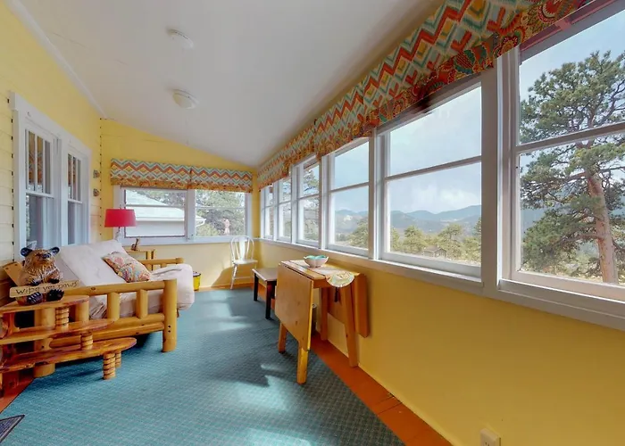 Deer Mountain Lodge North