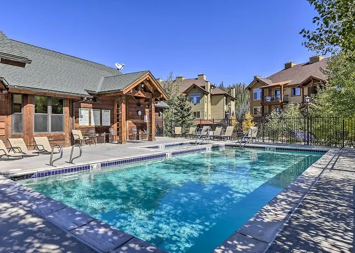 Four-Season Winter Park Condo With Pool Access!