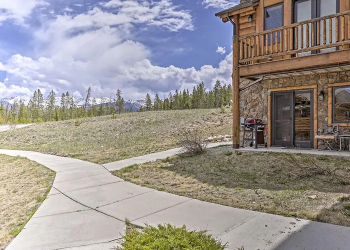 Peaceful Fraser Condo With Patio - By Hiking Trails!