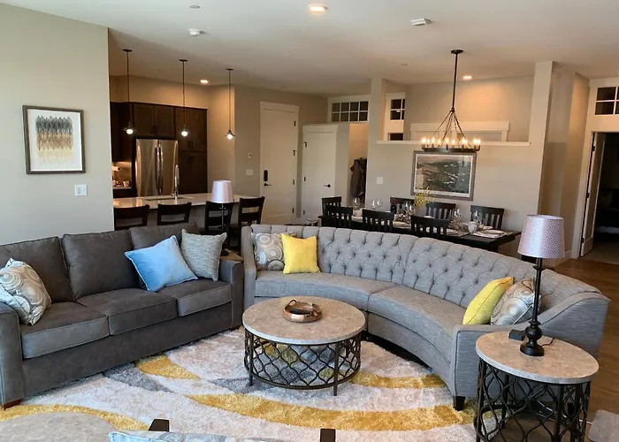 New Luxury Condo #406 With Huge Hot Tub & Great Views - 500 Dollars Of Free Activities & Equipment Rentals Daily