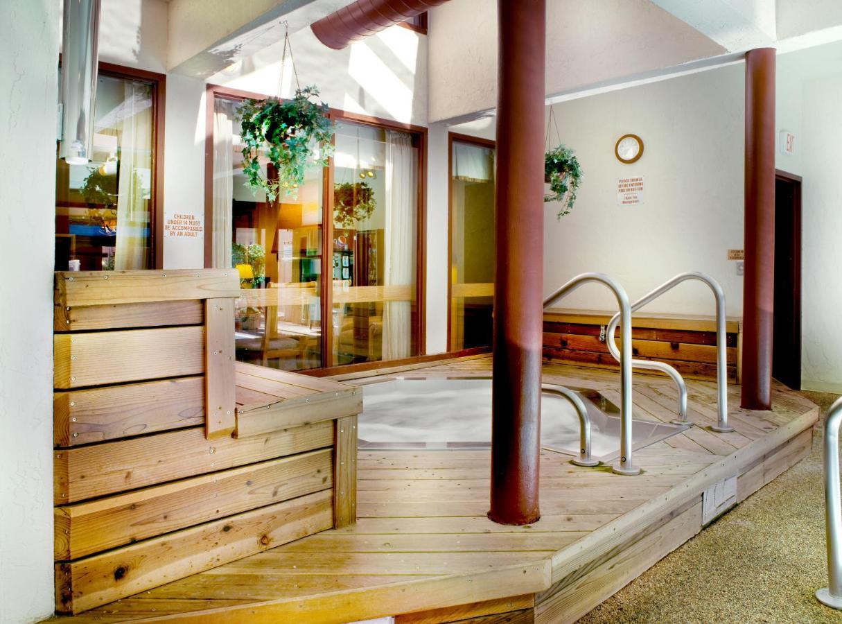 Getaways At Eagle Point 3*