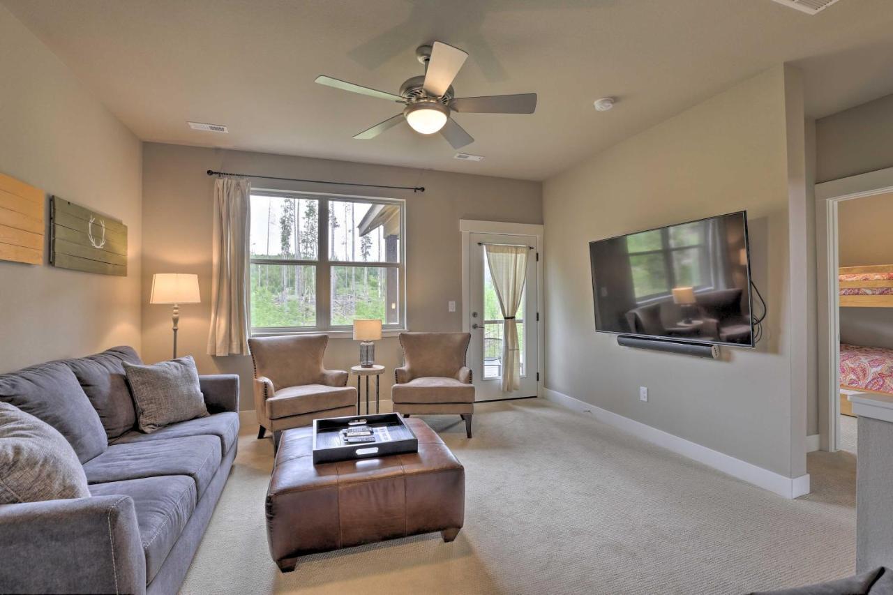 Retreat, Walk To Shuttle And Main St Holiday home Fraser