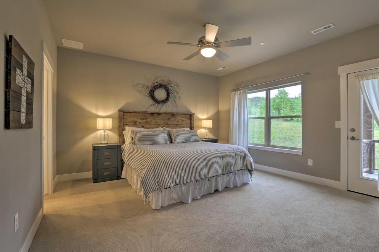 Holiday home Retreat, Walk To Shuttle And Main St *
