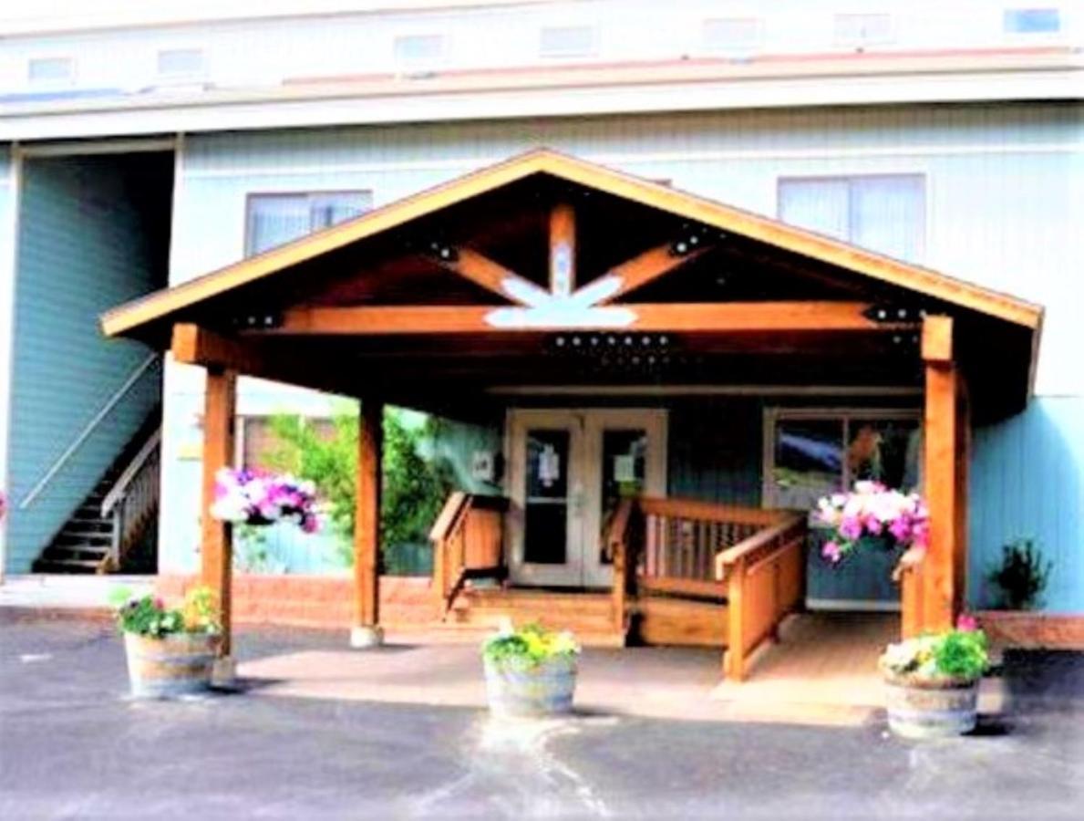 Twin Rivers Apartment Fraser