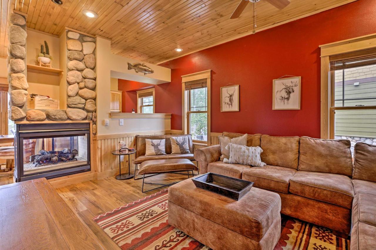 Riverfront Fish, Hike And Ski! Holiday home Granby