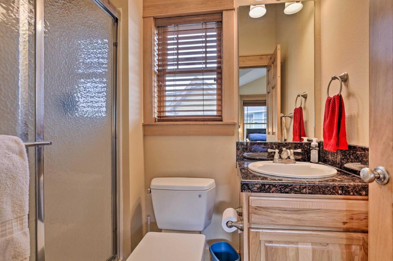Holiday home Riverfront Fish, Hike And Ski! Granby