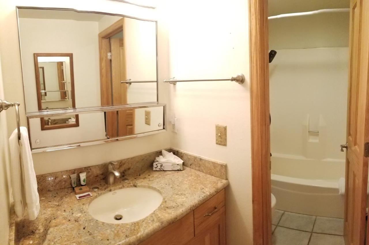 The Lift #210 - Lots Of - Pool And Hot Tub Access Holiday home *