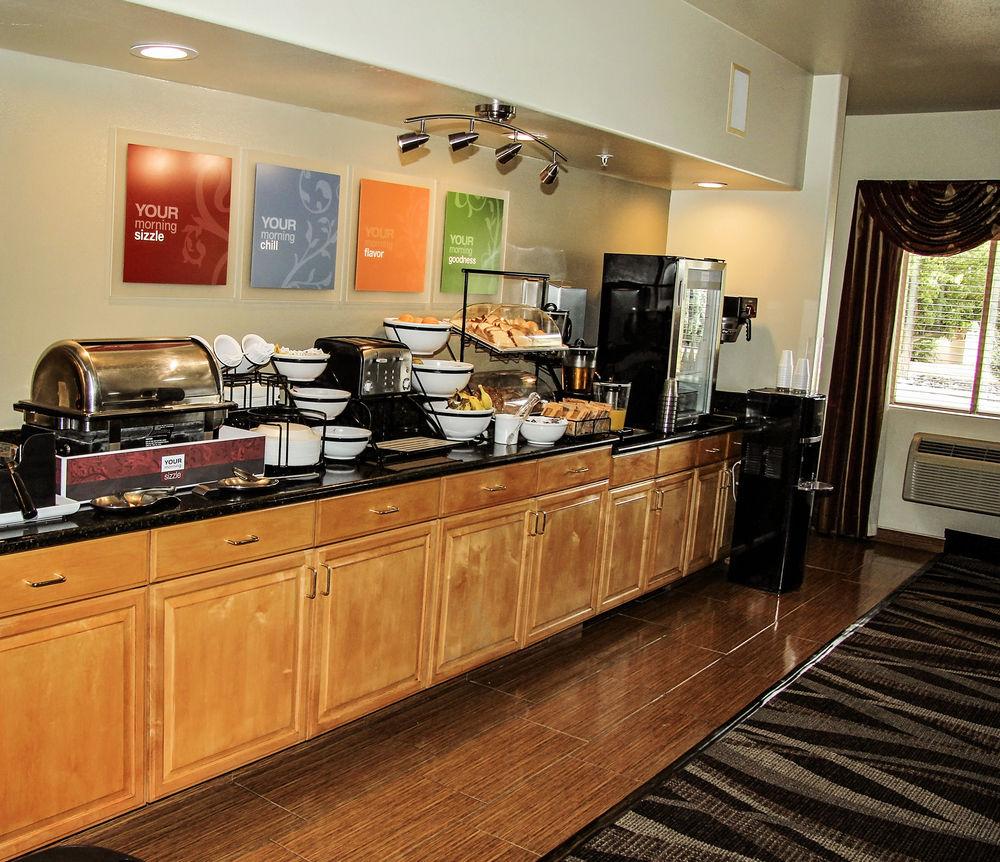 Hotel Comfort & 2*