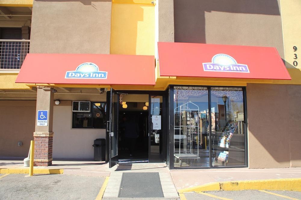 Motel Days By Wyndham Downtown