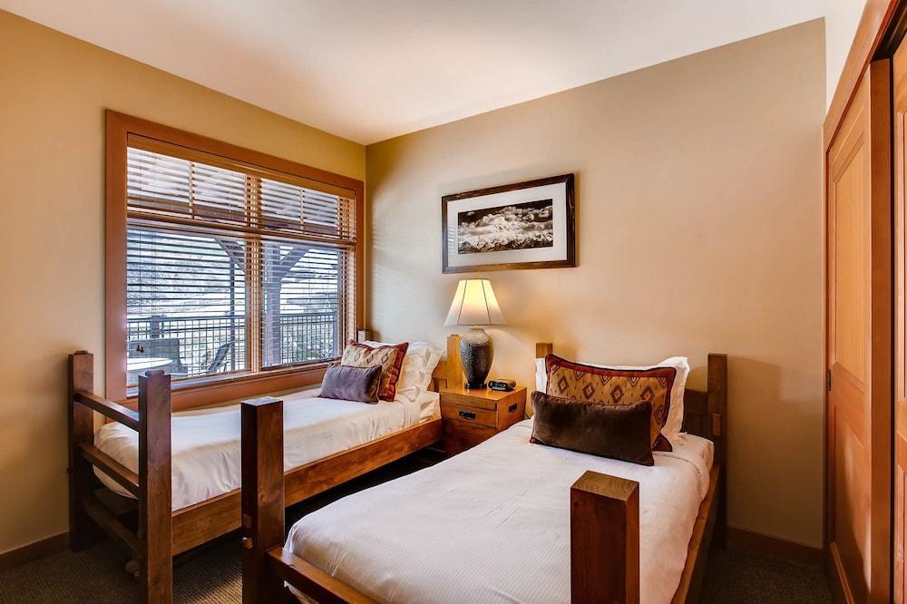 Resort Capitol Peak By Snowmass Mountain 4*