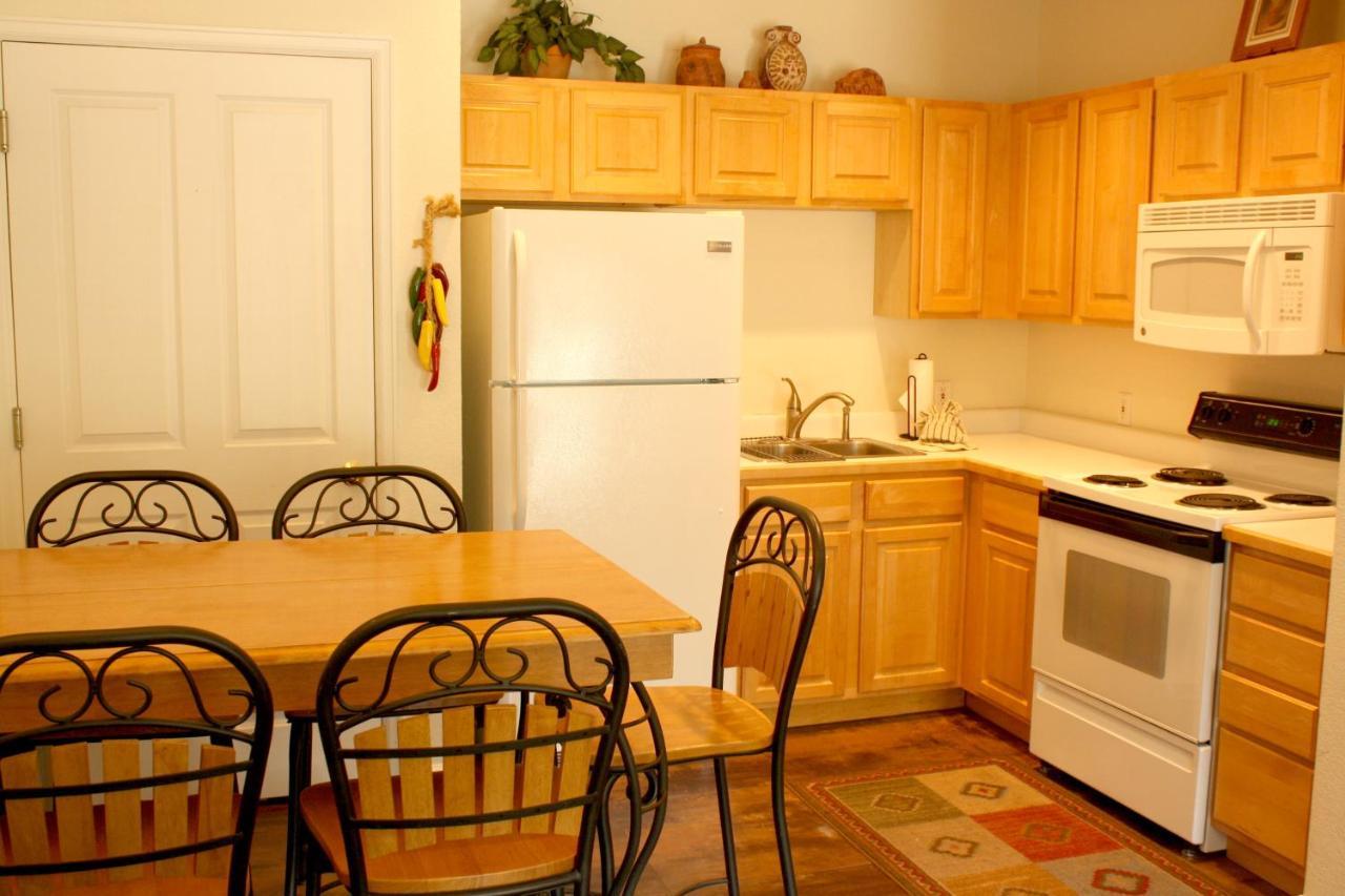 Pinecreek #i - 4 Bedroom - Private Hot Tub - Close To Town - Shuttle To Slopes Holiday home Breckenridge