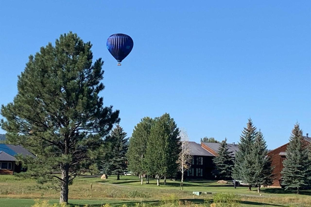 Holiday home Mountain, And Golf Views! *