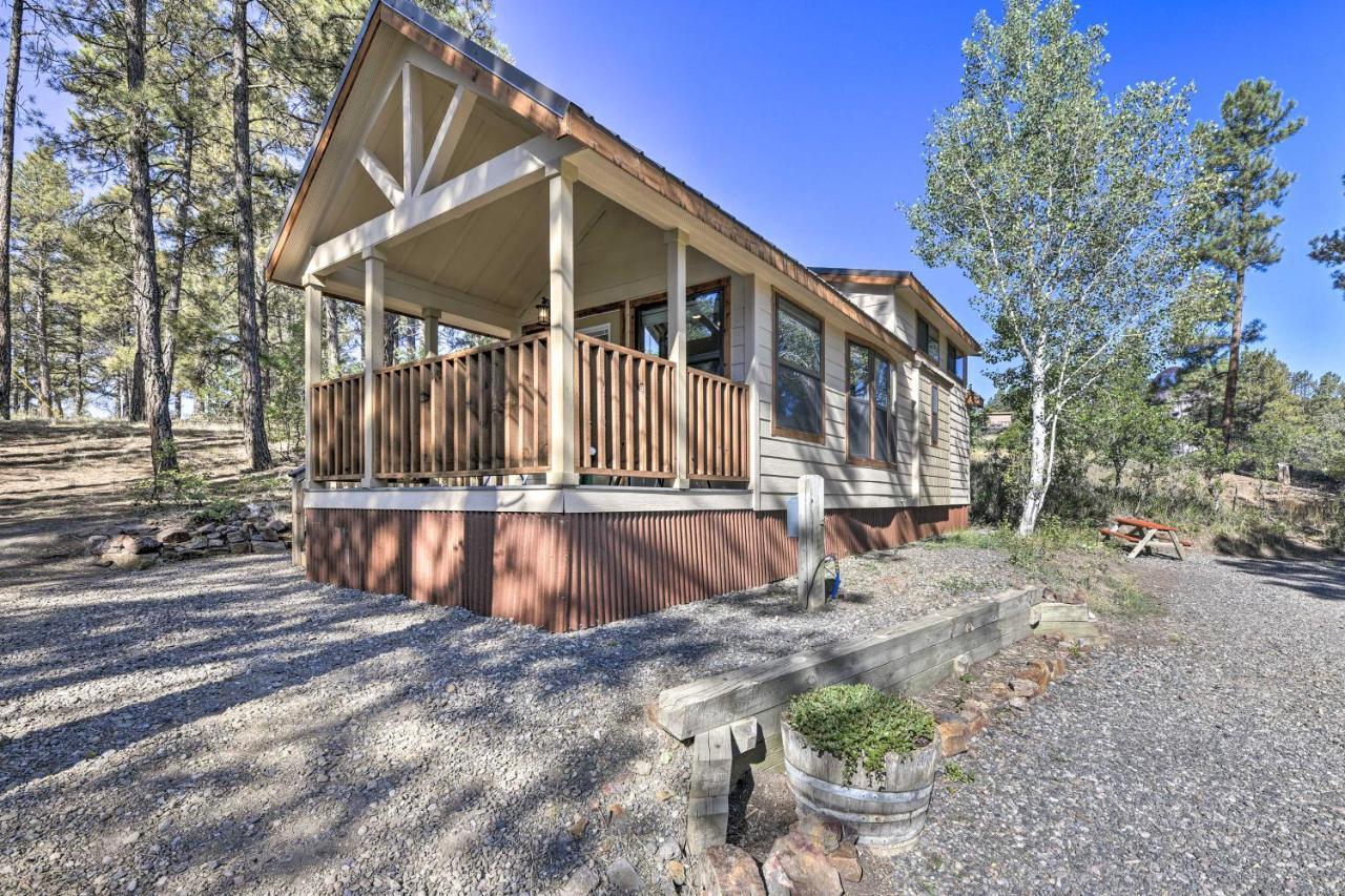 Holiday home Roomy Tiny 1 Mi To Downtown *