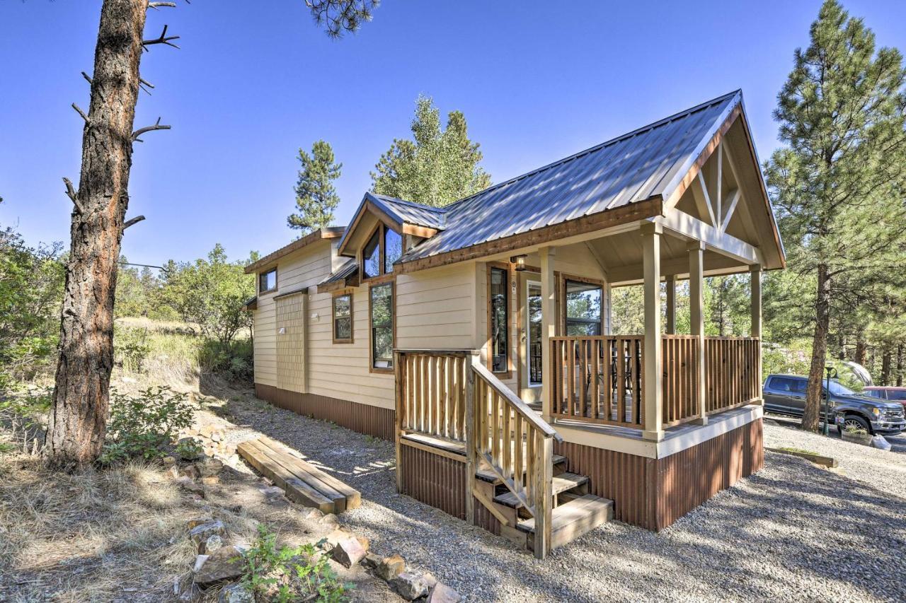Roomy Tiny 1 Mi To Downtown Holiday home
