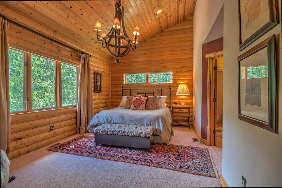 Aspen Meadow * Breckenridge