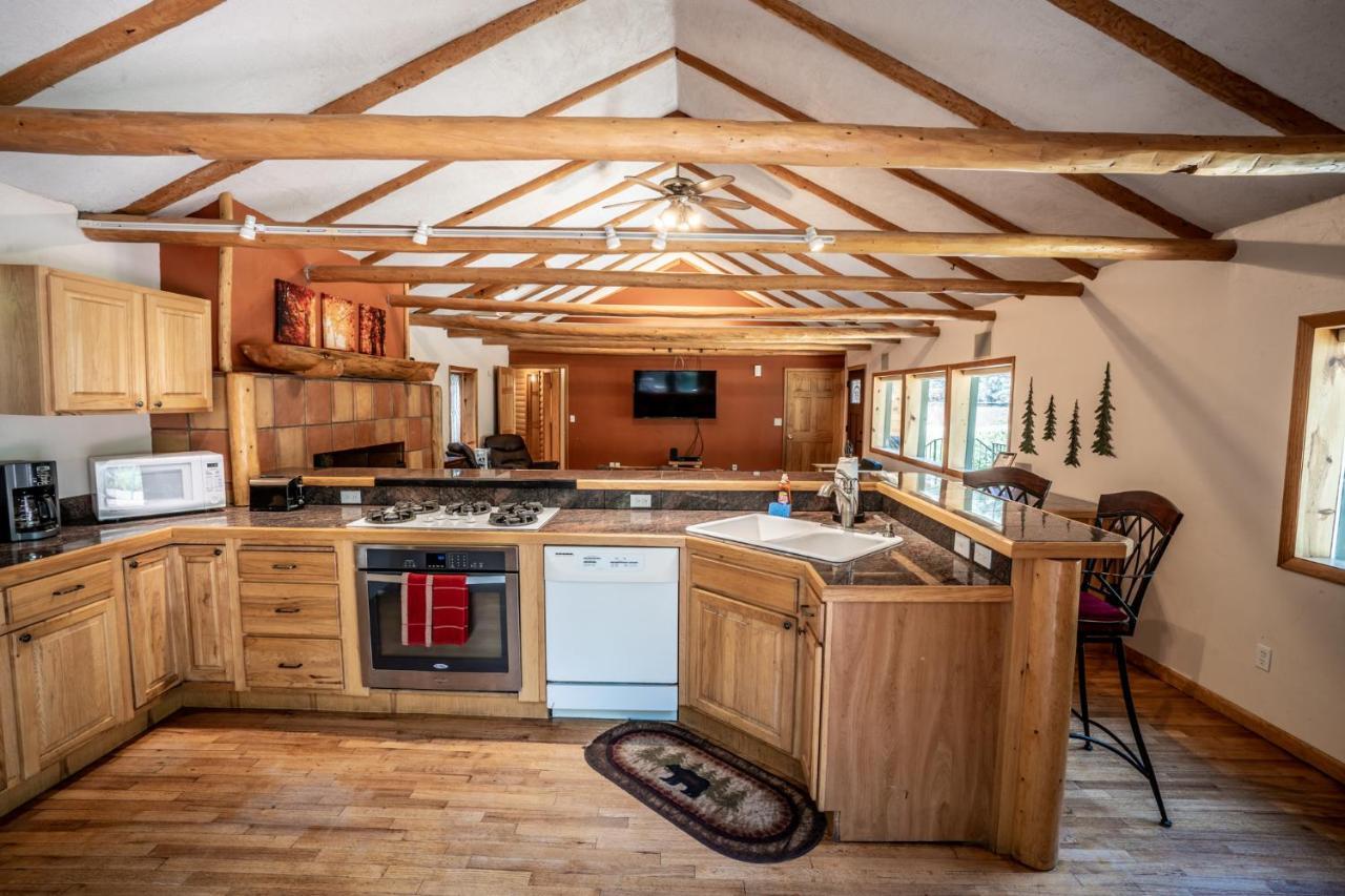 Colorado Bear Creek Lodge *