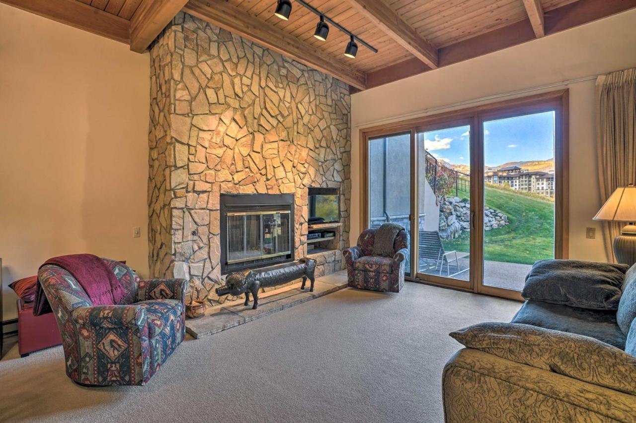 Slopeside Snowmass Townhome With Mountain Views! Holiday home
