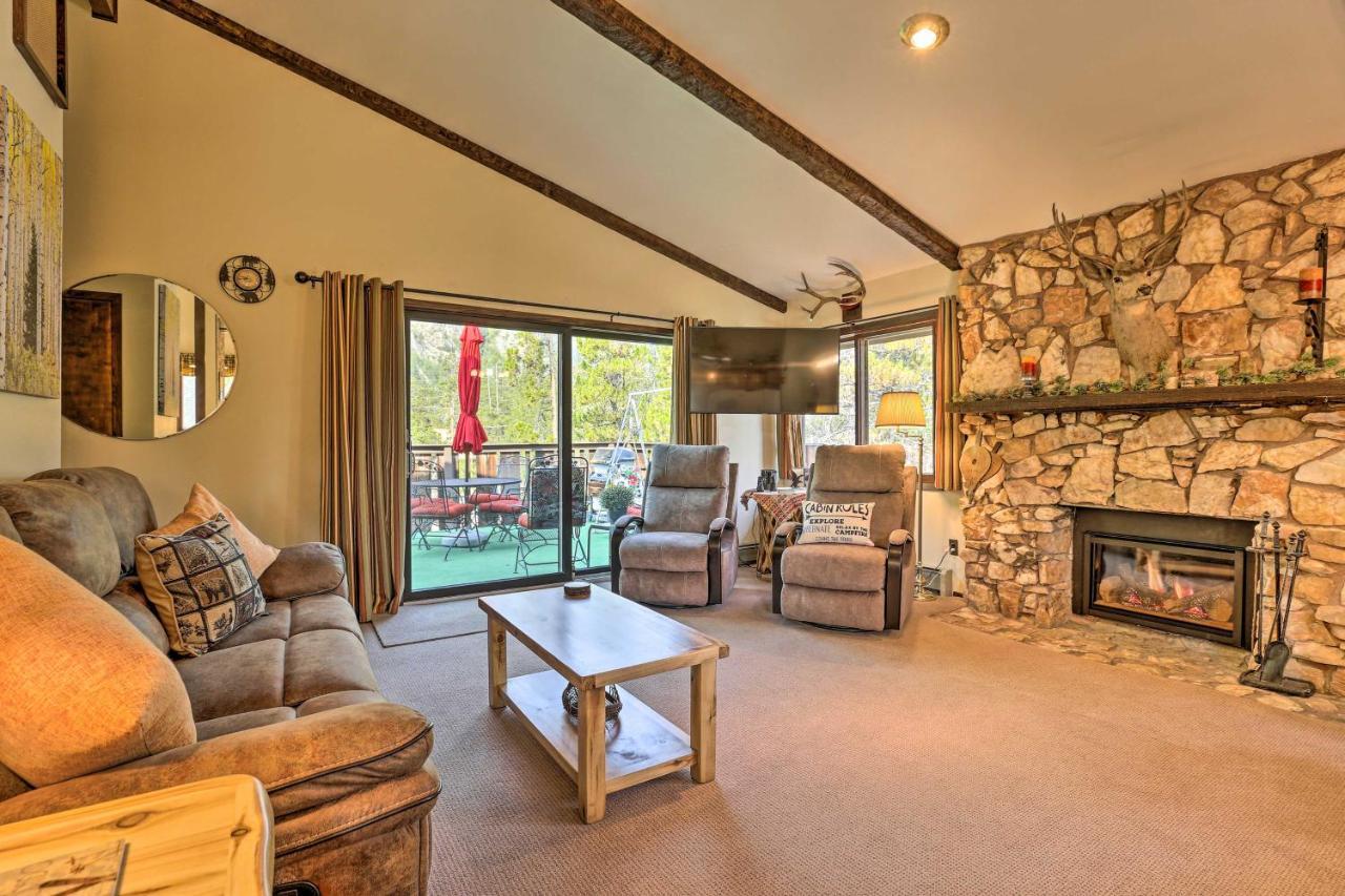 Updated With Rustic Charm Walk To Town Holiday home Frisco