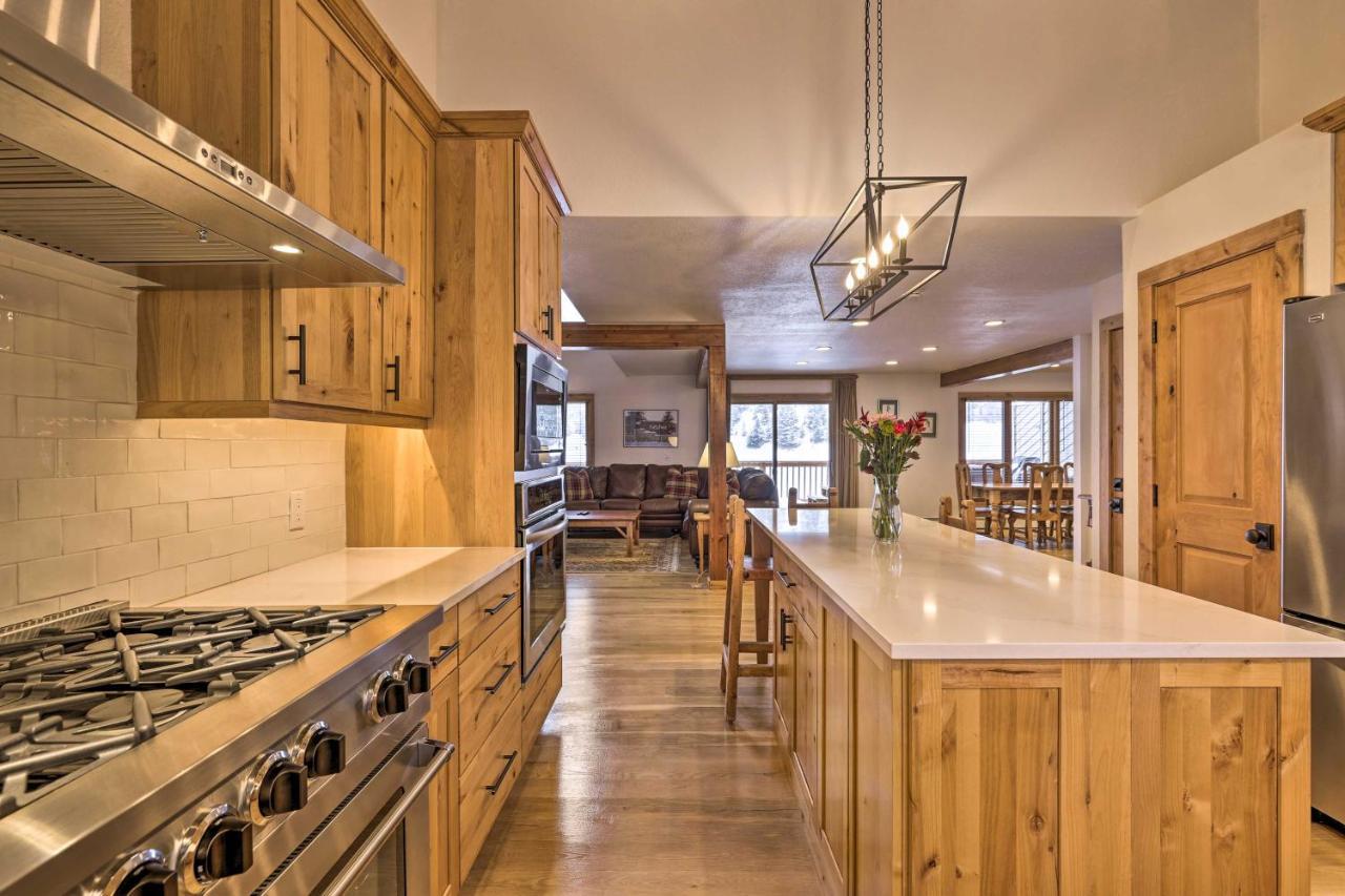 Luxe Vail Valley Retreat With Hot Tub! Holiday home