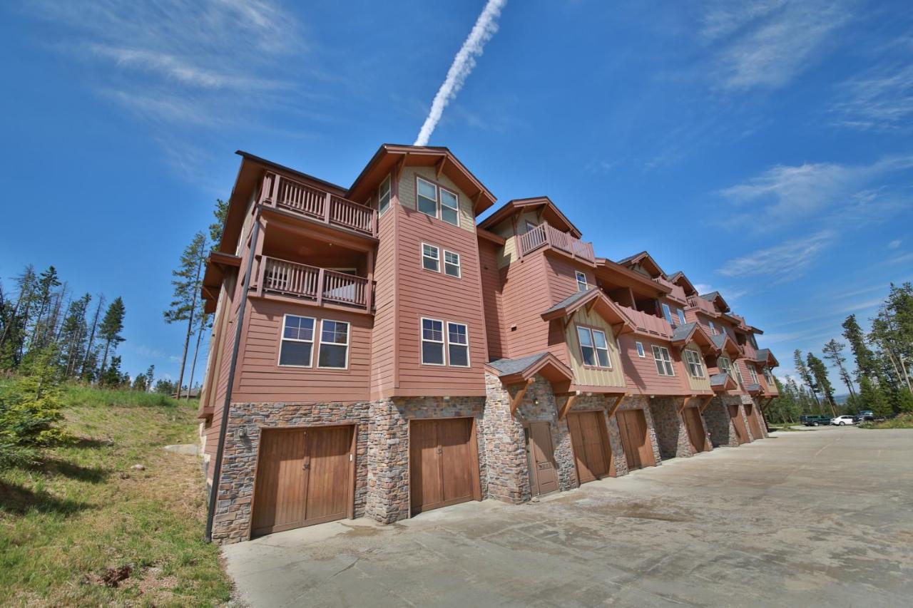 Arrowhead 31 Apartment