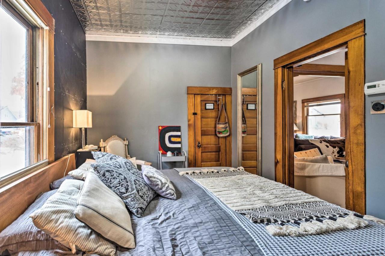 Lovely With Yard Walk To Dtwn And Park! *