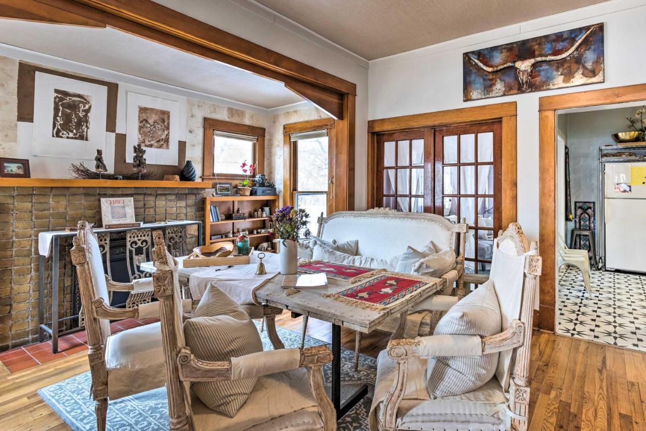 Casa de férias Lovely With Yard Walk To Dtwn And Park! *