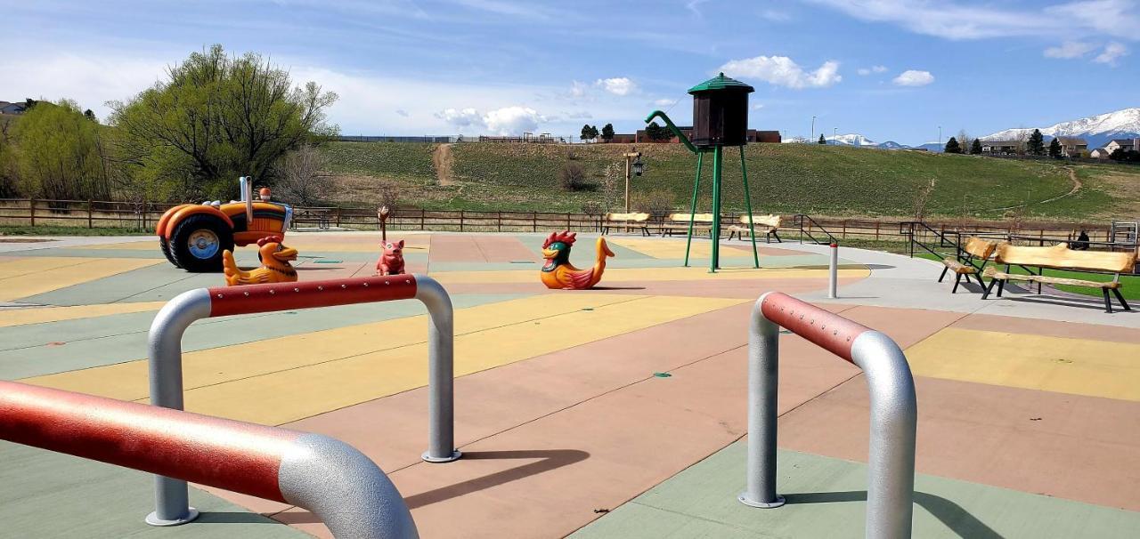 Gorgeous Rancher/mtn Views/af Academy Pousada *