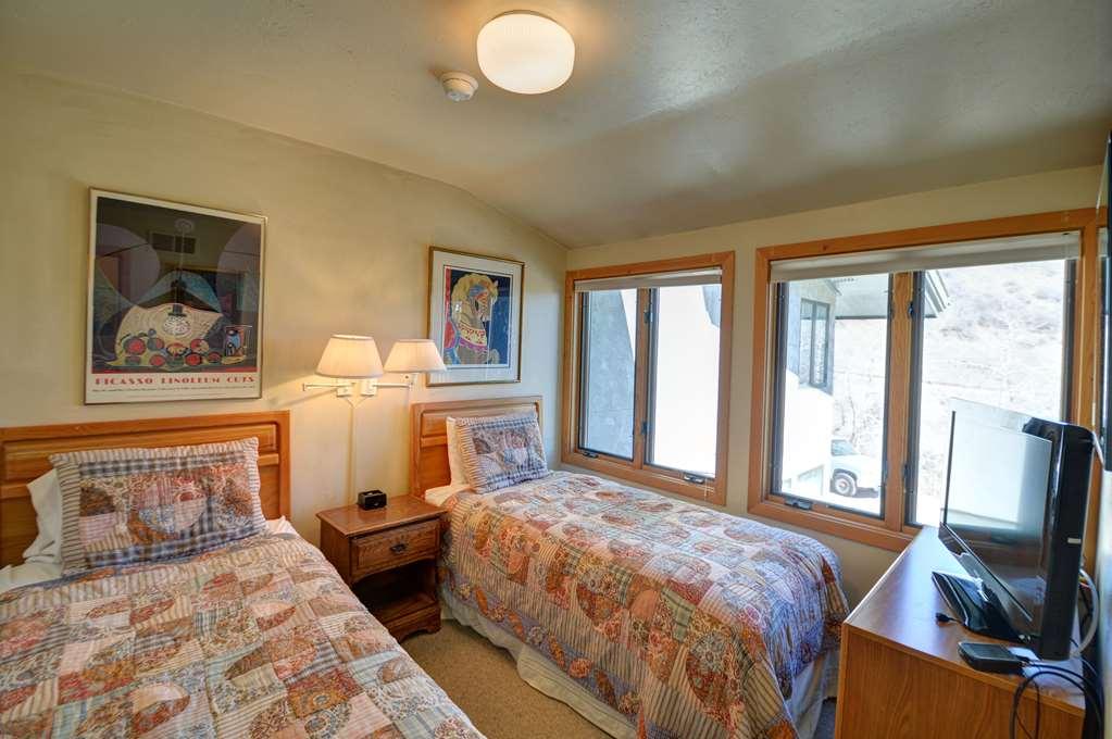 Tamarack Townhouses, Destination * Snowmass Village