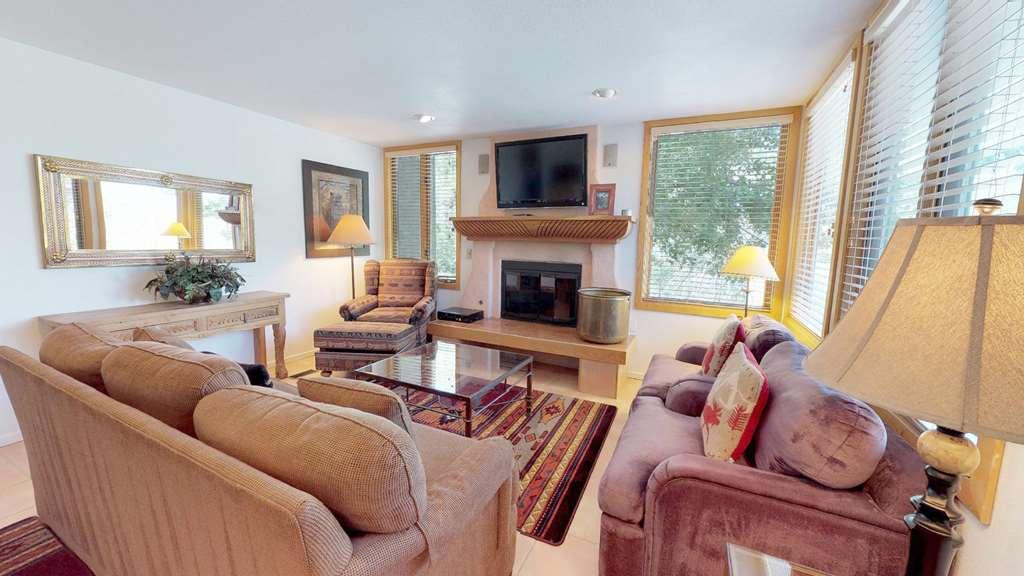 Tamarack Townhouses, Destination Hotel Snowmass Village
