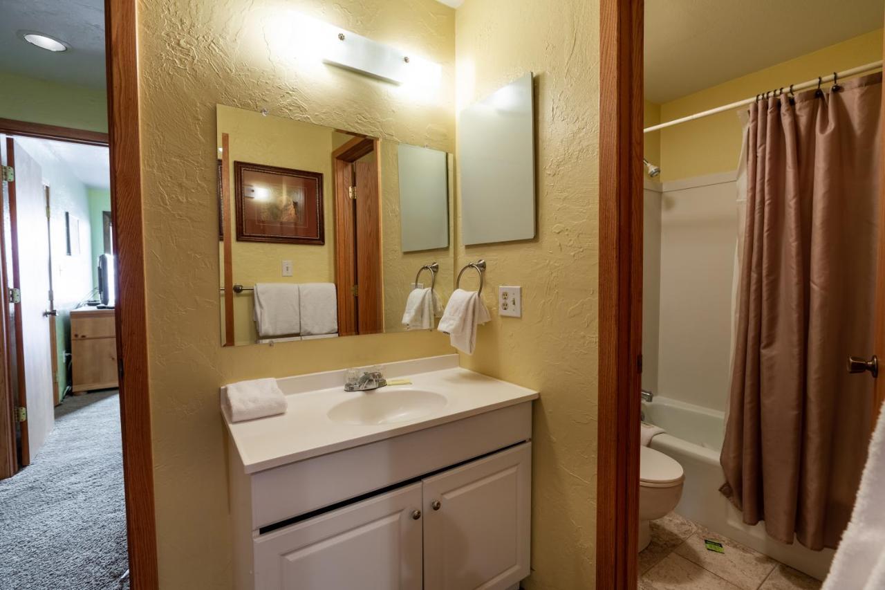 Breakaway West - Studio, 2,3 Bedrooms By Realty Apartment