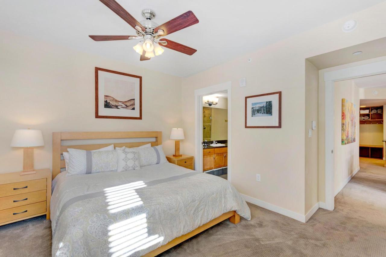 Ski-out Luxury Condo: Hot Tub Views & Activity Perks Winter Park