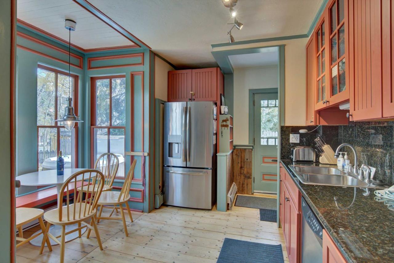 Historic Breck With Hot Tub Walk To Main St! Casa de férias