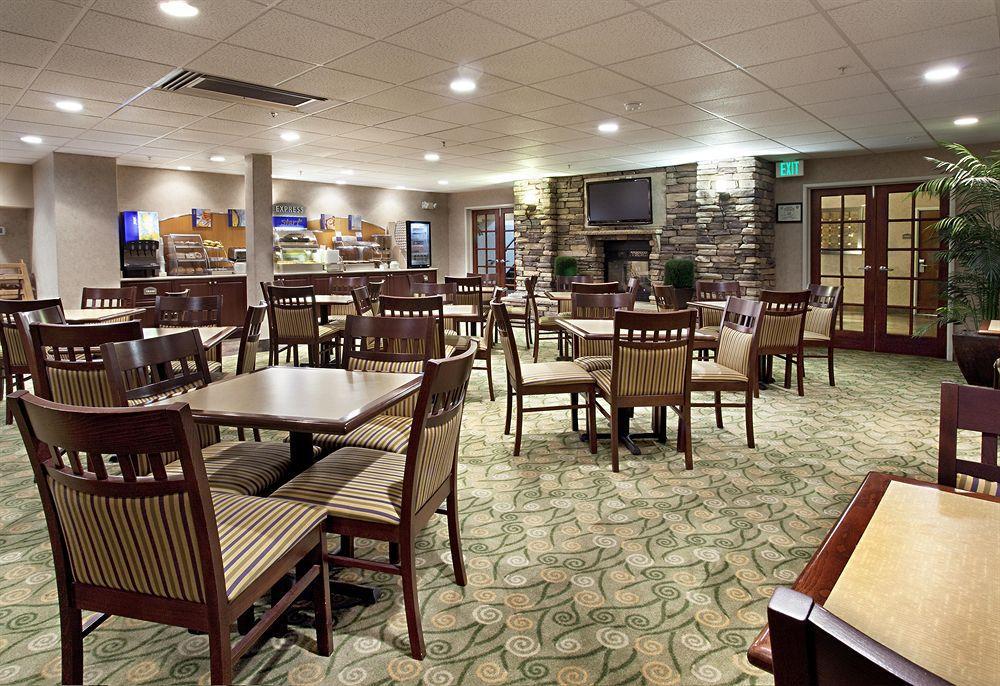 Hotel Express & Wheat Ridge-denver West By Ihg 3*