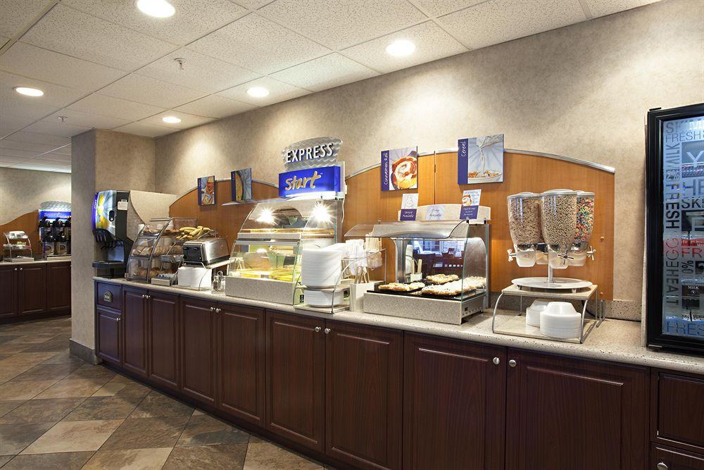 Express & Wheat Ridge-denver West By Ihg 3*