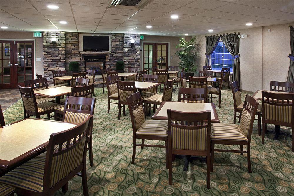 Express & Wheat Ridge-denver West By Ihg Hotel 3*